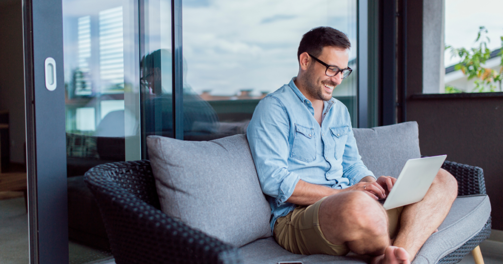 Build a Successful Hybrid Workplace remote work image